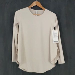 Lululemon Draped Bun Covering shirt. NWT